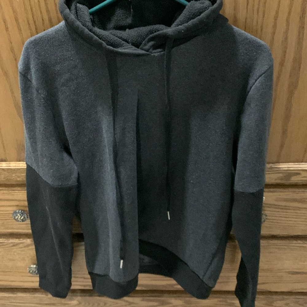 Hooded sweatshirt excellent condition!